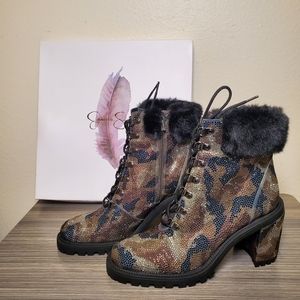Jessica Simpson Delilah Dazzling Faux Fur Boot Camo Size 10 Brand New in Box